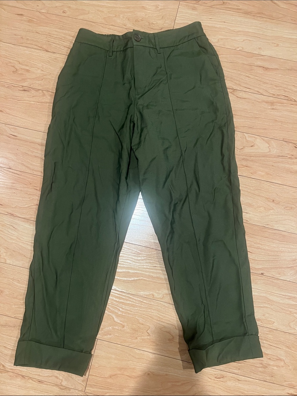 a new day Dark Olive Cropped Straight-Leg Capris